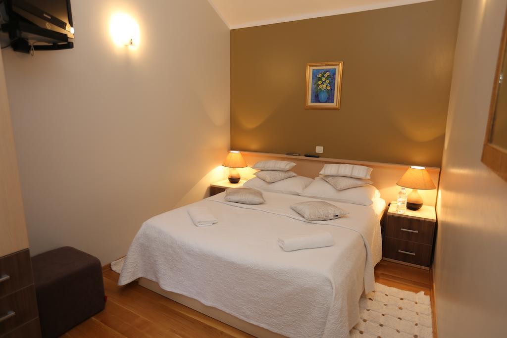 Apartments Lavica Beach Dumicic Podstrana Room photo