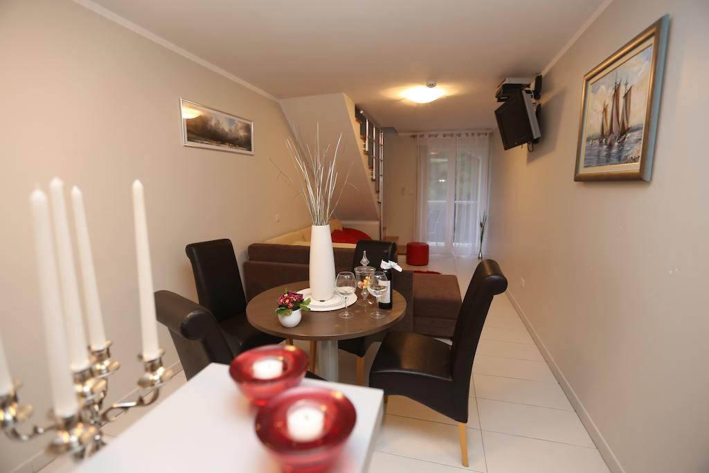 Apartments Lavica Beach Dumicic Podstrana Room photo