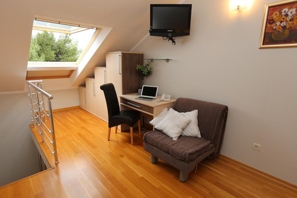 Apartments Lavica Beach Dumicic Podstrana Room photo